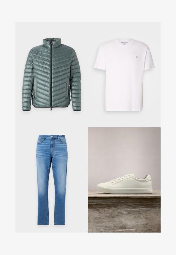 TOM TAILOR LIGHTWEIGHT JACKET - Ľahká bunda - washed jasper green; Biele tričko s krátkym rukávom vyrobené z bavlny s okrúhlym výstrihom a malým sivým logom na hrudi. Hladká textúra, klasický strih.; Svetlo modré džínsy s rovnom strihom, päť vreckovým dizajnom, predným zapínaním na gombík a jemným vyblednutím na stehnách.; Biele šnurovacie tenisky sa vznášajú nad drevenou lavicou so zeleným porastom v pozadí, predvádzajúc design a textúru topánok.