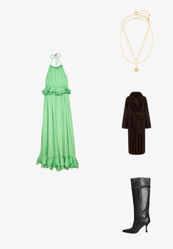 Bruine nepbont badjas met een sjawlcollar, lange mouwen, een strikceintuur in de taille en een textuur afwerking. Heeft een logolabel op de nek.; Groene halter maxi-jurk van gladde stof, met een ruches taille en zoom, en een vloeiende, geplooide silhouet.; Zwarte kniehoogte laars van soepel leer. Beschikt over een puntige neus, slanke hak en een decoratieve riem met een sluiting accent.; Gelaagde ketting in goudkleur met twee soorten schakels, voorzien van een parelaccent en een bloemvormig hangertje aan de onderkant.