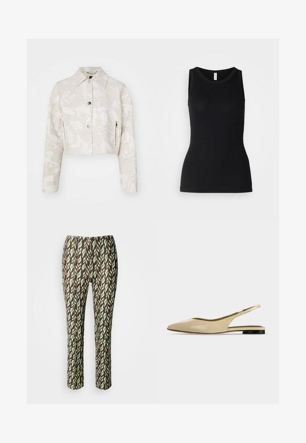 Forkortet jakke i lys beige struktureret stof med et blomstermotiv, der har spidse kraver, trykknapper foran og sidelommer med lynlås.; Sort ærmeløs tanktop lavet af ribbet stof, med rund halsudskæring og tætsiddende design, med en glat overflade og uden mønstre.; Brune og grønne mønstrede bukser med bladdesign, slim fit, med en glat tekstur og ingen synlige lukninger eller lommer.; Beige spids tå slingback flad sko med lav sort hæl og en glat læderfinish, vist fra siden på en ensfarvet baggrund.