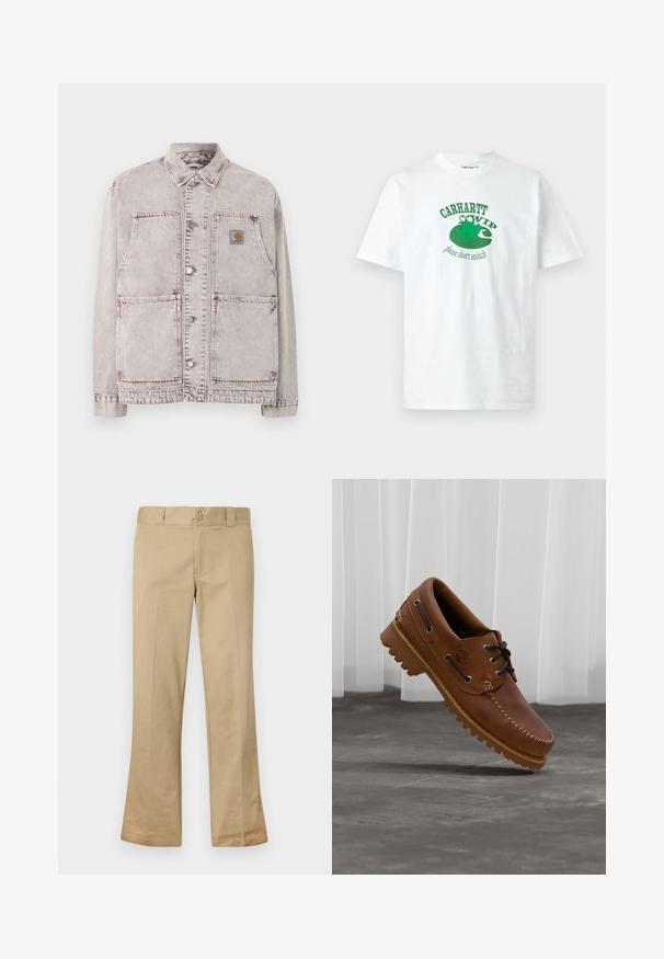 Lichtgrijs denim werkkledingjack met knoopsluiting aan de voorkant, twee grote onderste zakken, twee borstzakken en een klein vierkant logo patch op de linkerborst.; Wit T-shirt met korte mouwen met een groene kikkerafbeelding zittend op een waterlelieblad en de tekst "Carhartt WIP please don't snitch" op de voorkant.; Beige flarebroek gemaakt van een katoenen blend stof, voorzien van een knoopsluiting, riemlussen en een vlakke voorkant met een gladde textuur.; Bruine leren bootschoen met zwarte veters, beige stiksel en een robuuste zool, zwevend boven een grijze betonnen vloer.