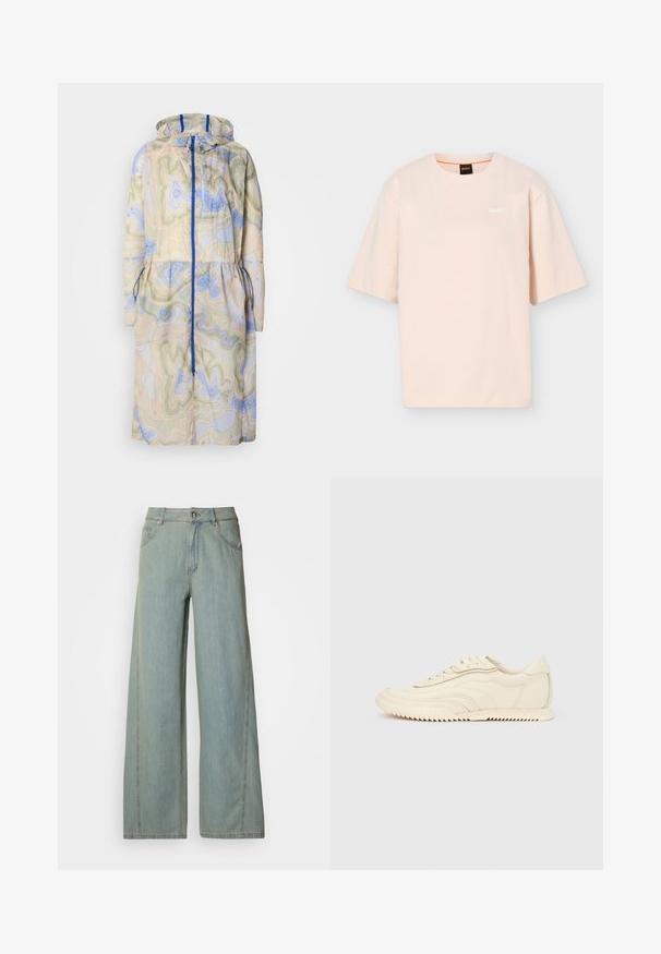 Wasserabweisender Mantel in einem beige, blauen und grünen Konturmuster. Verfügt über eine Kapuze, einen Kordelzug in der Taille, einen Frontreißverschluss und seitliche Taschen.; Hellbeiges T-Shirt mit kurzen Ärmeln und Rundhalsausschnitt, mit kleinem weißen "BOSS"-Logo auf der linken Brust und schwarzem Nackenetikett mit orangen Details.; Helle blaue weit geschnittene Jeans aus Denim, mit einem Knopf- und Reißverschluss, fünf Taschen und kontrastierenden Steppnähten.; Niedrig geschnittener, cremefarbener Sneaker mit wellenförmiger Naht, Schnürverschluss und einer profilierten Sohle, seitlich auf einem einfarbigen Hintergrund dargestellt.