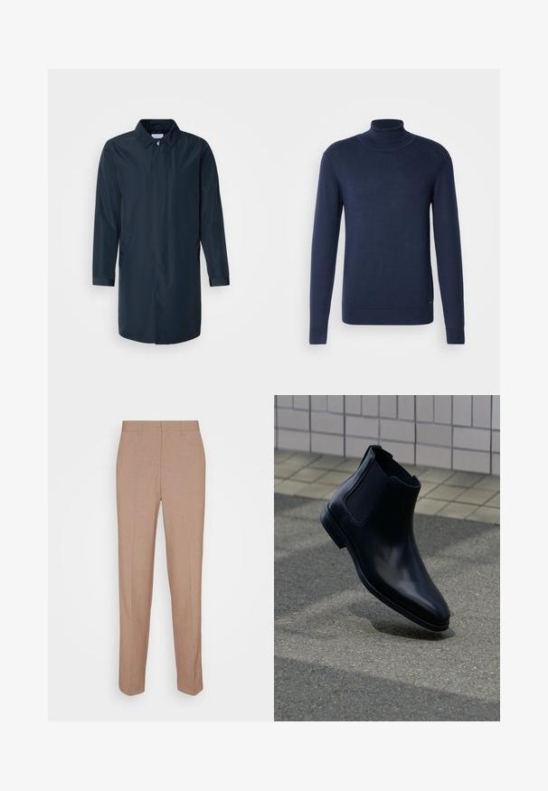 Impermeable azul marino con silueta recta, cuello abotonado, bolsillos laterales y mangas largas en tela suave y resistente al agua.; Jersey de cuello alto en color marino, confeccionado en tejido suave, con mangas largas, un ajuste ceñido, puños acanalados y una textura lisa. Diseño minimalista.; Pantalones beige a medida en una tela lisa y con textura. Corte recto con cintura y sin adornos ni bolsillos visibles.; Botín Chelsea de cuero negro con paneles laterales elásticos mostrado sobre pavimento gris y fondo de pared enlosada.