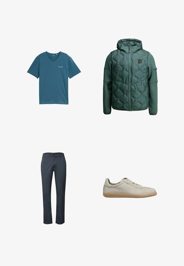 Groene doorgestikte jas met capuchon, volledige voorrits, ritssluiting op de zijzakken en een klein vierkant logo op de linkerborst.; Tee in een blauwgroene V-hals, gemaakt van zachte katoen, met korte mouwen en een klein wit logo op de linkerborst. Eenvoudig, casual ontwerp.; Donkerblauwe, slim-fit broek gemaakt van katoen met een gladde textuur. Voorzien van een knoopsluiting, zijzakken en een recht gesneden ontwerp.; Beige lage sneaker met een buitenzool van gomrubber, veters aan de voorkant en minimale stikdetails op een witte achtergrond.