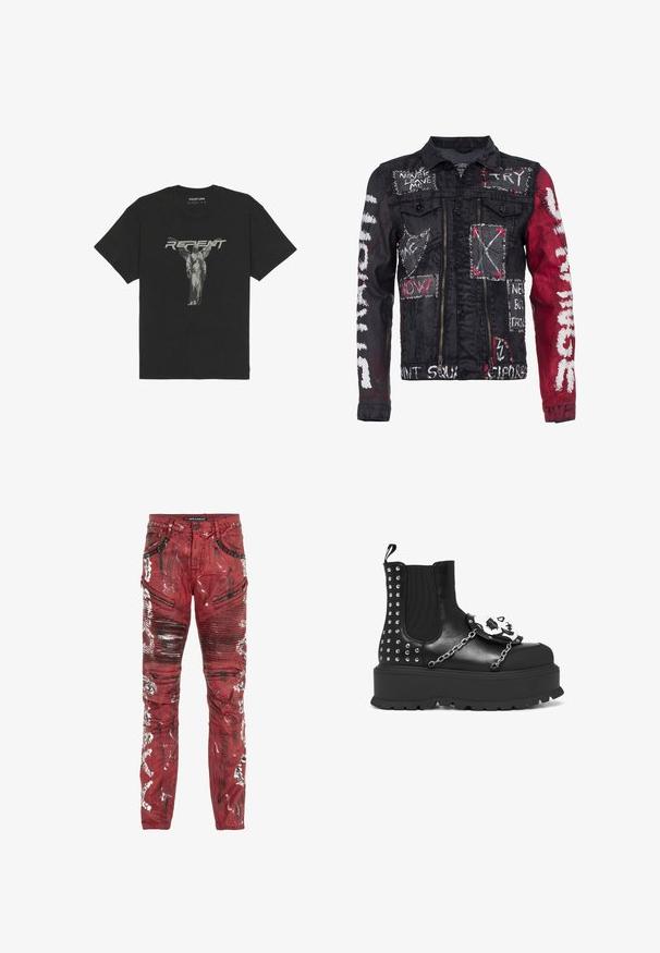 Schwarze Denimjacke mit roten Akzenten, ausgestattet mit Grafiken und Text in gemischten Medien, silbernen Nieten, zwei vorderen Taschen und einem Reißverschluss.; Schwarzes Baumwoll-T-Shirt mit kurzen Ärmeln, auf dem eine frontale Grafik einer Statue und das Wort "BUßE" in fetten grauen Buchstaben zu sehen ist.; Rote Jeans aus Denim mit glänzender Oberfläche, die abgenutzte Muster, Reißverschluss-Taschen und Nieten-Details am Bund aufweisen.; Schwarze Plattformstiefel mit silbernen Nieten, Kettendetails und einer weißen Totenkopfdekoration auf der Vorderseite.