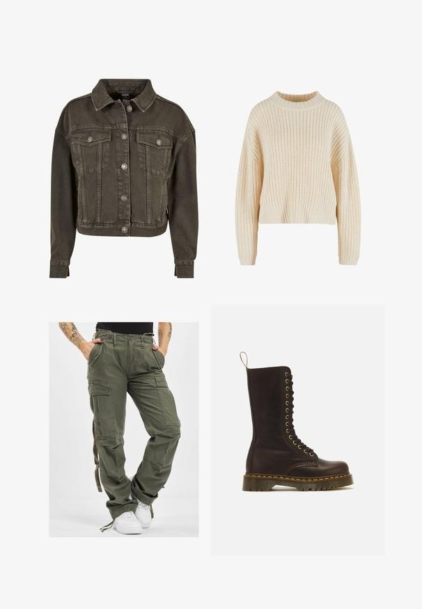 Gekürzte Jeansjacke in Dunkelgrau, mit zwei Brusttaschen, silbernen Knöpfen und einem klassischen Kragen. Weicher, strukturierter Stoff.; Cremfarbener, gestrickter Pullover mit hohem, ribbeligem Kragen, weiten Ärmeln und einem strukturierten Muster. Kürzer geschnitten mit ribbeligem Saum.; Olivgrüne Cargo-Hosen mit mehreren Taschen, Kordelzugbund und lockerer Passform. Der Stoff hat eine weiche Textur und wirkt robust und langlebig.; Hoher dunkelbrauner Leder-Schnürstiefel mit gelber Naht, dicker profilierter Sohle und Zugschlaufe hinten.
