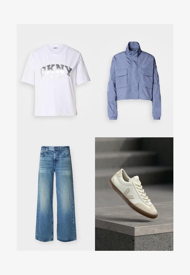 Kort blauw jack gemaakt van lichtgewicht materiaal, met een hoge kraag, elastische manchetten en twee grote voorzakken. Minimalistisch ontwerp.; Witte cropped t-shirt gemaakt van katoen, met een zilverkleurige metallic opdruk met "DKNY" en "New York" in vette, blokletters.; Lichtblauwe jeans met wijde pijpen, voorzien van een knoop- en ritssluiting aan de voorkant, voor- en achterzakken, en subtiele vervaagde details op de dijen en knieën.; Witte en beige sneaker met gumzool die boven een grijze betonnen vloer zweeft, met wazige trappen op de achtergrond.