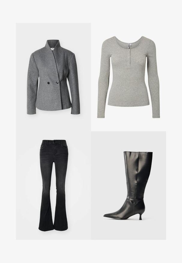 Grijze asymmetrische wollen blazer met hoge kraag, lange mouwen en twee zwarte knopen aan de voorkant.; Lichtgrijs geribd shirt met lange mouwen, ronde halslijn en een knoopsluiting met vier knopen, aansluitende pasvorm en zachte gebreide stof.; Zwarte flared jeans van denim, met een hoge taille, voorzakken, een knoopsluiting en een schone afwerking aan de zoom.; Zwarte leren kniehoge laars met puntige neus en lage kittenhak, weergegeven op een effen lichte achtergrond.