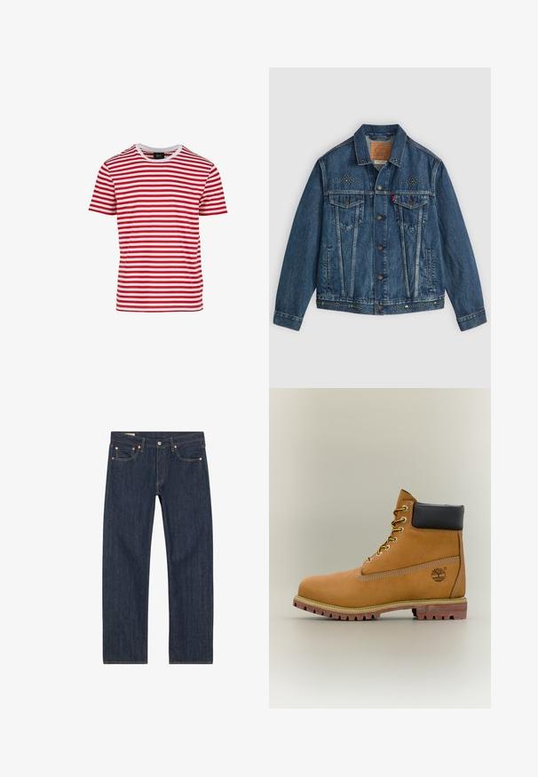 Blå denimjakke med knaplukning, to brystlommer og nitter på skuldrene og kanten. Klassisk design.; Rød- og hvidstribet kortærmet t-shirt med rund hals, lavet af stof med en glat tekstur. Har jævne vandrette striber.; Mørkeblå denim jeans med lige skæring, der har kobbernitter, gule syninger og forlommer. Glat tekstur med minimale design detaljer.; Brun læderankelstøvle med sort krave, gule snørebånd og tanfarvet sål. Har logo og hvide syninger som detalje. Robust ydersål med greb.