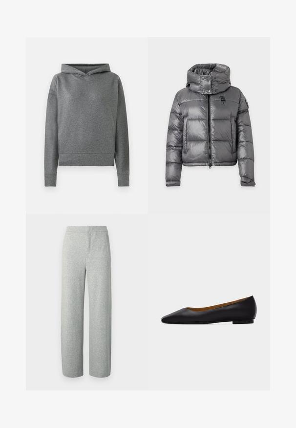 Grijze glanzende pufferjas met hoge kraag, ritssluiting aan de voorkant, drukknoopsluiting en lange mouwen met verstelbare manchetten.; Grijze hoodie gemaakt van een zachte, gestructureerde stof. Beschikt over een capuchon met trekkoord, lange mouwen en een iets verkorte, losse pasvorm.; Lichtgrijze geweven broek met een subtiele gemêleerde textuur, voorzien van een wijdere pijp en een platte tailleband, zonder zichtbare hardware of zakken.; Zwarte leren puntschoen met lage hak en gladde afwerking, zijaanzicht op een lichtgrijze achtergrond.