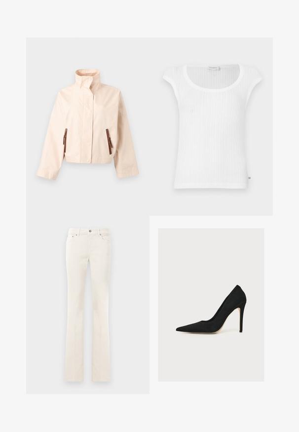 Beige kurze Jacke mit hohem Stehkragen, langen Ärmeln, vorderen Druckknöpfen und zwei vertikalen braunen Reißverschlusstaschen.; Weißes geripptes Tanktop mit Rundhalsausschnitt und kurzen Ärmeln, gefertigt aus weichem Material mit einem dezenten Markenetikett am Saum.; Weiße gerade geschnittene Jeans mit Knopf und Taschen, vor einem schlichten weißen Hintergrund präsentiert.; Schwarzer, spitz zulaufender Stiletto-Pump mit dünnem Absatz, seitlich auf weißem Hintergrund fotografiert.