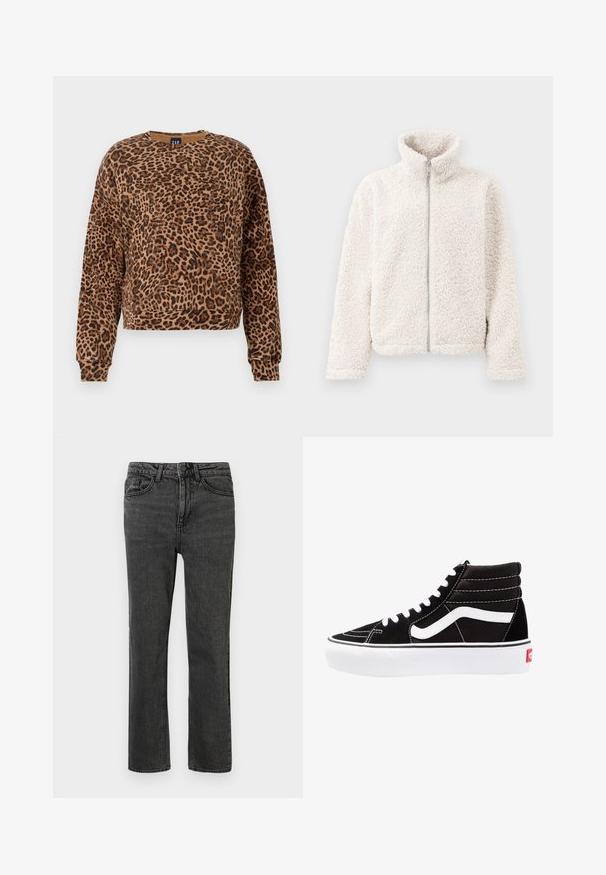 Fleecejack in gebroken wit, met een hoge kraag, ritssluiting aan de voorkant en een getextureerde, zachte stof met lange mouwen en elastische manchetten.; Sweater met luipaardprint in bruin- en zwarttinten. Gemaakt van een zachte stof, met een ronde halslijn en lange mouwen met geribbelde manchetten.; Zwarte denim jeans met een rechte pijp, voorzien van vijf zakken, riemlussen en een sluiting met een knop aan de voorkant. De geweven stof toont subtiele slijtage.; Zwarte high-top sneakers met witte veters, een wit logo en contrasterende witte stiksels. Heeft een dikke witte zool en een bovenwerk van gestructureerd suede.
