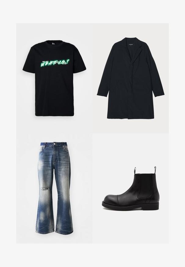 Schwarzer langer Mantel mit Reverskragen, aus leichtem Material gefertigt, mit Seitentaschen und geradem Schnitt. Glatte Textur, minimalistisches Design.; Schwarzes Baumwoll-T-Shirt mit auffälligem grünen und weißen grafischen Text auf der Vorderseite, der "WAS IST?" lautet. Mit rundem Halsausschnitt und kurzen Ärmeln.; Blaue Schlagjeans mit ausgewaschenen Bereichen und zerstörtem Knie-Detail. Aus Denim gefertigt, mit Knopfverschluss und Fünf-Taschen-Design.; Schwarzer Chelsea-Boot aus Leder mit abgerundeter Spitze, elastischen Seiteneinsätzen, Zugschlaufen vorn und hinten, flacher Sohle, seitlich auf weißem Hintergrund abgebildet.