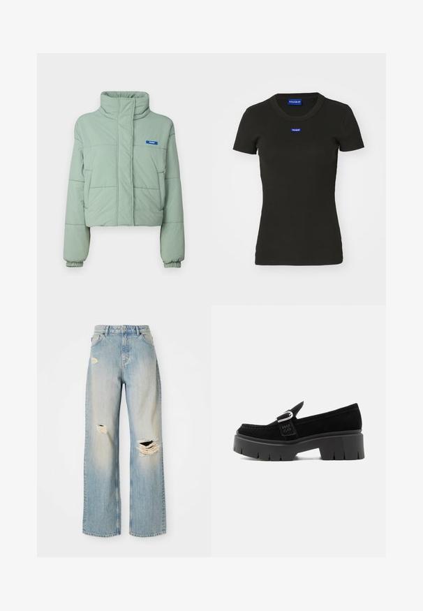 Gepolsterte cropped Jacke in Hellgrün mit hohem Kragen, seitlichen Taschen, elastischen Bündchen und einem blauen Etikett auf der linken Brust.; Schwarzes T-Shirt mit kurzen Ärmeln aus geripptem Baumwollstoff, das auf der Vorderseite ein blaues "HUGO"-Logo-Label aufweist. Klassisches Rundhalsdesign.; Hellblaue, gerade geschnittene Jeans mit hoher Taille, Gürtelschlaufen und ausgefransten Rissen am linken Oberschenkel, rechten Knie und unteren linken Bein.; Schwarzer Wildleder-Slipper mit klobiger Profilsohle, silberner Schnallendetail und geprägtem "HUGO" auf dem seitlichen Riemen, dargestellt von der Außenseite.