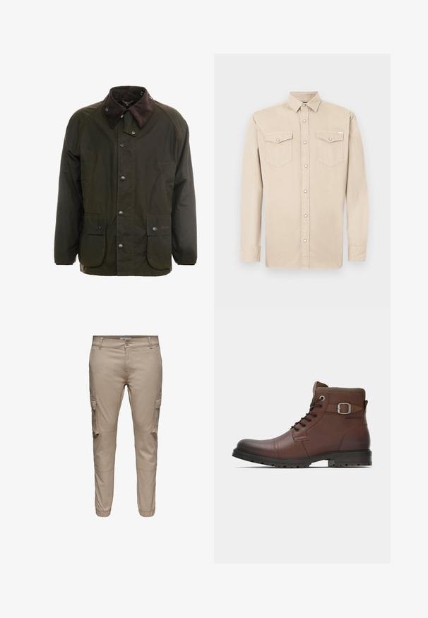 Veste en coton ciré vert foncé avec un col en velours côtelé marron, fermeture à boutons-pression à l'avant, et deux poches sur le devant. Design simple, manches longues.; Chemise beige à manches longues en coton avec un col boutonné, dotée de deux poches poitrine et d'une fermeture à boutons sur le devant. Texture douce.; Pantalon cargo beige à coupe slim avec poches à rabat latérales, fermeture par boutons, passants pour ceinture et poignets élastiques aux chevilles.; Bottine en cuir marron à lacets avec sangle à boucle et semelle noire robuste, vue de côté sur fond blanc.