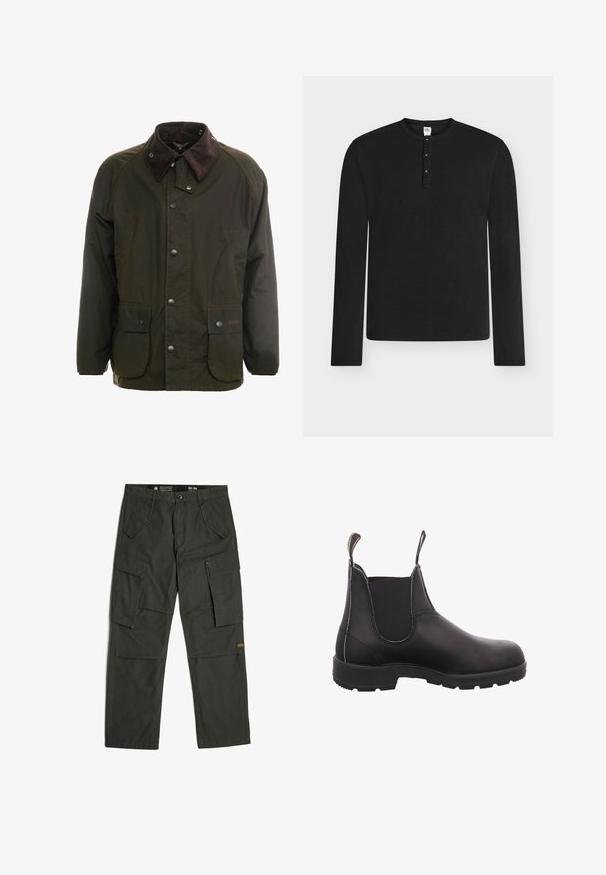 Veste en coton ciré vert foncé avec un col en velours côtelé marron, fermeture à boutons-pression à l'avant, et deux poches sur le devant. Design simple, manches longues.; Chemise henley noire à manches longues avec trois boutons sur la patte de boutonnage, col rond et étiquette de taille moyenne à l'intérieur du col.; Pantalon cargo vert foncé avec fermeture par boutons, deux poches avant inclinées et deux grandes poches latérales à rabat sur chaque jambe.; Bottine en cuir noir avec panneaux élastiques sur les côtés, bout rond et semelle en caoutchouc. Dispose d'une languette à l'arrière pour un enfilage facile.