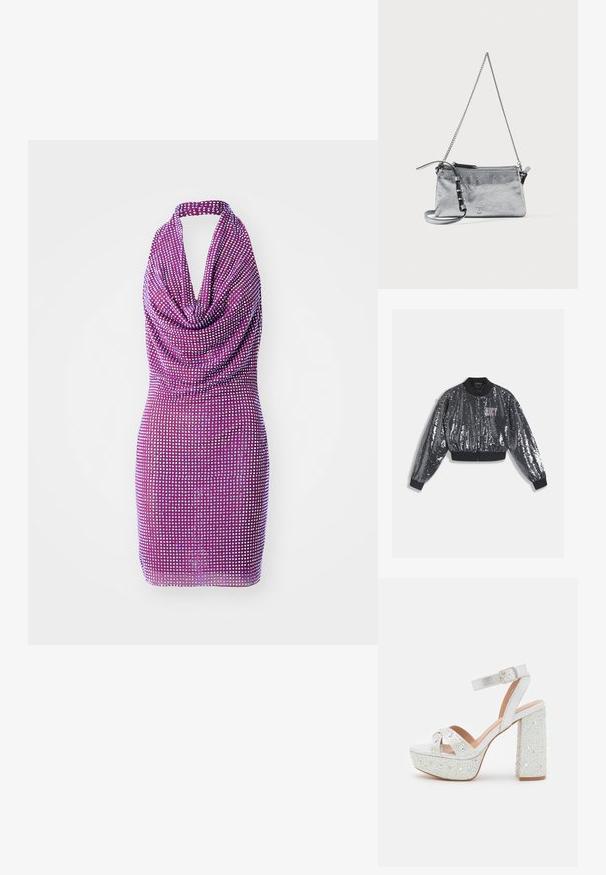 Chaqueta bomber negra con lentejuelas, cierre de cremallera, puños y cuello acanalados. Presenta un logo rosa "JUICY" en el frente. Textura brillante.; Vestido morado de cuello halter con frente drapeado y patrón de lentejuelas por toda la prenda. Silueta ajustada con una textura suave. Largo corto.; Sandalias de plataforma blancas con un acabado metálico, que presentan dos correas cruzadas, una correa en el tobillo y un tacón cuadrado adornado con gemas brillantes.; Bolso de mano metálico plateado con un acabado texturizado, cierre de cremallera y correa de cadena para el hombro desmontable. Presenta un pequeño acento de logo.