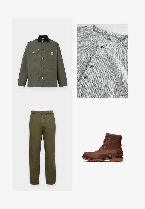 Chaqueta de lona verde con cuello negro, cuatro bolsillos delanteros, cierre con botones de presión y un pequeño parche con el logo de Carhartt en el bolsillo del pecho.; Camisa de punto gris de manga larga con cuello redondo, tapeta de cinco botones, textura acanalada y un diseño ajustado. La etiqueta indica talla M.; Pantalones de algodón verde oliva con corte recto, cierre de botón y detalles de costura mínimos. Textura suave y sin patrones distintivos.; Botín de cuero marrón hasta el tobillo con diseño de cordones, cuello acolchado, costuras en contraste y suela de goma con un patrón de textura.
