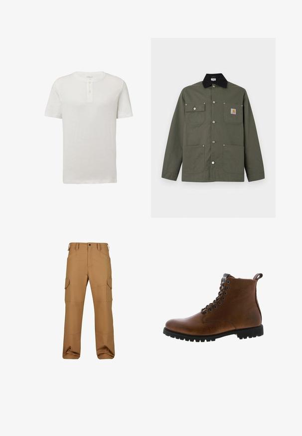 Groene canvas jas met zwarte kraag, vier zakken aan de voorkant, drukknopen als sluiting en een klein Carhartt-logo op de borstzak.; Witte T-shirt met korte mouwen en ronde hals, met een twee-knops sluiting en subtiele textuur. Voorzien van een klein logo op de borst.; Bruine cargobroek gemaakt van duurzaam materiaal, met meerdere zakken, een relaxte pasvorm en versterkte stikseldetails.; Bruine leren enkelbotten met een gestructureerde afwerking, metalen oogjes en een zwarte rubberen profielzool. Voorzien van een trekband aan de achterkant voor gemakkelijke instap.