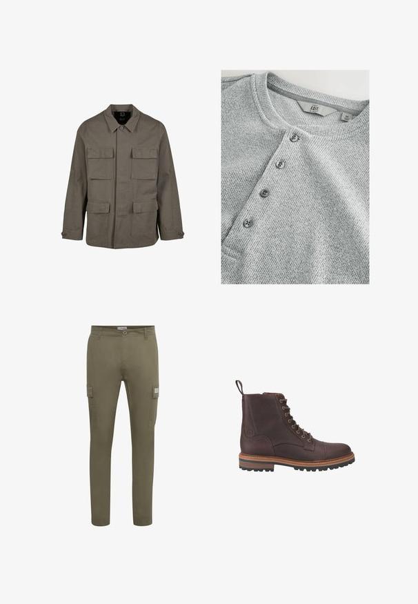 Chaqueta utilitaria color caqui en mezcla de algodón, con corte recto, dos bolsillos en el pecho y cierres de botón en las mangas. Textura suave y diseño minimalista.; Camisa de punto gris de manga larga con cuello redondo, tapeta de cinco botones, textura acanalada y un diseño ajustado. La etiqueta indica talla M.; Pantalones cargo verde oliva fabricados con un tejido ligero, con un corte recto, bolsillos laterales y puños elásticos en los tobillos.; Botas de piel marrón con cordones hasta el tobillo, acabado texturizado, suelas beige contrastantes y ojales metálicos. Incluyen una lengüeta para facilitar su puesta.