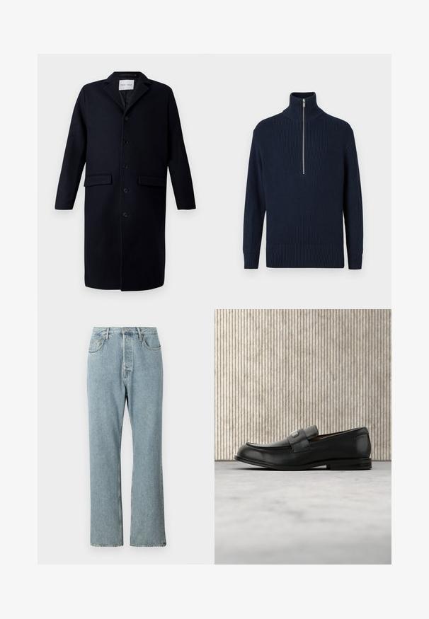 Dunkelblauer Wollmantel mit Reverskragen, langen Ärmeln, Knopfverschluss, zwei Fronttaschen und einer geraden Silhouette.; Dunkelblauer gerippter Strickpullover mit hohem Kragen und halbem Reißverschluss. Verfügt über lange Ärmel und einen eng anliegenden Saum. Glatte Textur.; Helles blaues Denim-Jeans mit hoher Taille, weit geschnittenen geraden Beinen und einfacher Naht. Verfügt über fünf Taschen und einen klassischen Knopfverschluss.; Schwarzer Lederloafer mit einer Metallmarkenplatte, der nahe einem braunen runden Tisch auf beigem Teppichboden ruht.