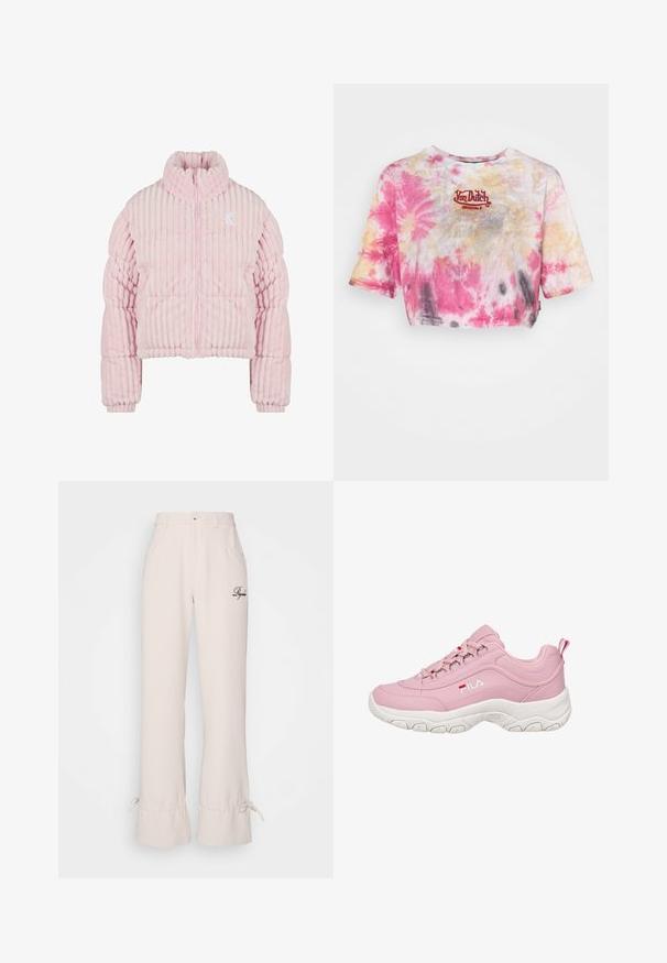 Puffjakke i lyserød, lavet af blød, ribbet stof. Har en høj krave, lynlåslukning og et lille logo på brystet.; Beskaaret tie-dye t-shirt i pink, gul og grå med en broderet rød "Von Dutch Originals" logo på brystet. Korte ærmer.; Beige brede bukser med høj talje, frontlommer, subtil flæse detalje ved kanten og broderet logo i mørkebrun.; Rosa sneakers med en glat syntetisk overdel, hvid gummisål, snøre-design og FILA-logo på siden. Har en pull-tab ved hælen.