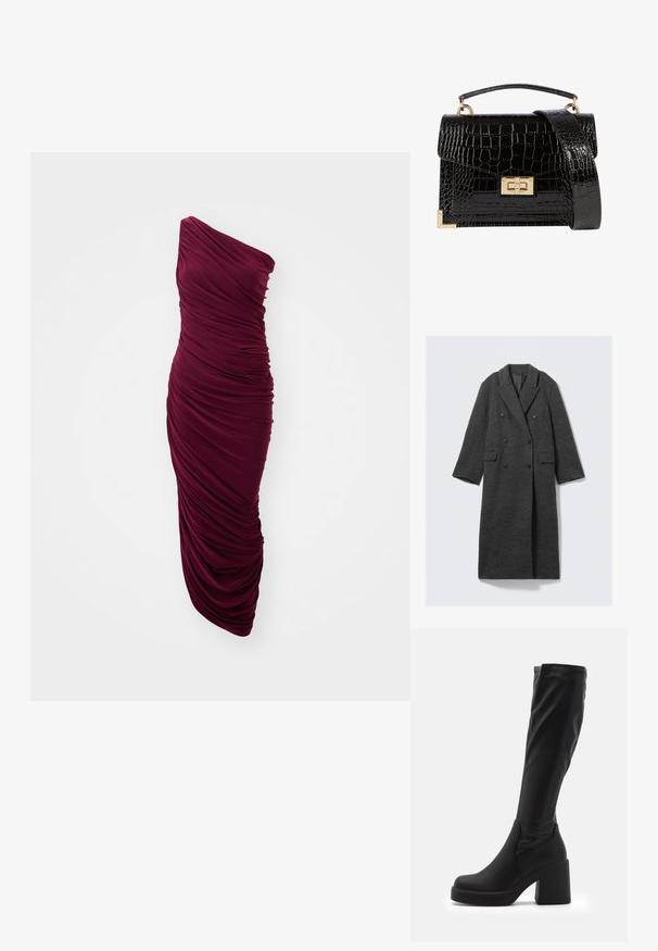 Mørkegrå uldknælængdefrakke med dobbeltradet fortil, brede revers, to frontlommer og en glat foring indeni.; Norma Kamali DIANA GOWN - Jerseykjole - plum; Sorte knæhøje støvler lavet af glat syntetisk materiale, med en tyk blokhæl og strømlinet design med elastisk top.; Sort lakeret håndtaske med krokodillemønster, guldbeslag, en top-håndtag og en aftagelig skulderrem. Firkantet form med klaplukning.