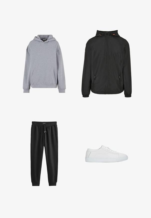 Zwarte regenjas met capuchon, ritssluiting en elastische manchetten. Beschikt over twee zijzakken en verstelbare trekkoorden op de capuchon.; Lichtgrijze pullover hoodie met lange mouwen, voorzak met kangoeroezak en geribde boorden op een witte achtergrond.; Zwarte joggingsbroek van zacht materiaal, met een elastische tailleband met een trekkoord, taps toelopende pijpen en ribbelboorden bij de enkels.; Witte lage sneaker met vetersluiting, glad leren bovenwerk en platte rubberen zool, zijaanzicht op een witte achtergrond.