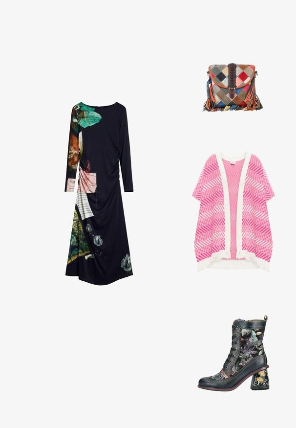 Roze en wit gestreepte kimono met een visgraatpatroon, open voorkant, korte mouwen en witte franjes aan de zoom.; Het zwarte lange mouwjurk heeft levendige bloemen- en tekstprints, een gestructureerde stof en geplooide details aan één kant, wat zorgt voor een dynamische uitstraling.; Enkellaars met veters, bloemmotief stoffen panelen, donkere leren afwerking, meerkleurige stiksels en een versierde blokhak met gouden bloemmotieven.; Kleine crossbodytas met meerkleurige leren patchwork, gevlochten donkerbruine band en kleurrijke leren franjes aan de zijkanten en onderkant.