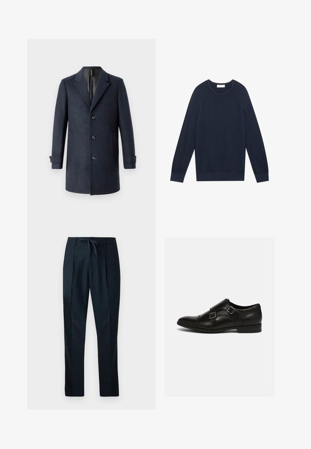 TOM TAILOR CLASSIC COAT - Klassischer Mantel - blue; Navyblauer Pullover, leichtes Strickgewebe, Rundhalsausschnitt, gerippte Bündchen und Saum, mit Raglanärmeln und einer subtilen Textur.; Marineblaue Hose aus strukturiertem Stoff, mit einem Kordelzugbund, geraden Beinen und zwei vorderen Falten für eine maßgeschneiderte Optik.; Schwarze Lederschuhe mit einer spitzen Zehenpartie, doppelten Schnallenakzenten und einem eleganten Design. Sie haben einen niedrigen Blockabsatz und eine glatte Oberflächenstruktur.