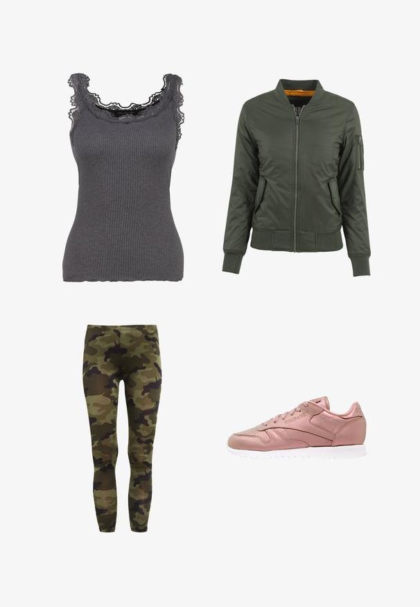 Groene bomberjack met een ritssluiting aan de voorkant, ribgebreide manchetten en zoom, twee zijzakken en een ritssluiting op de arm. Gevoerd met oranje stof.; Grijze geribbelde tanktop met kanten rand bij de halslijn. De stof is zacht met een aansluitende pasvorm, heeft een lichte rek en gegolfde randen.; Camouflage legging met een mix van groene, bruine en zwarte patronen. Gemaakt van rekbare stof met een gladde textuur en een aansluitend ontwerp.; Roze leren sportschoen met een afgeronde neus, witte platte zool en gestructureerde accenten. Heeft gestikte details en een verhoogd logo aan de zijkant.