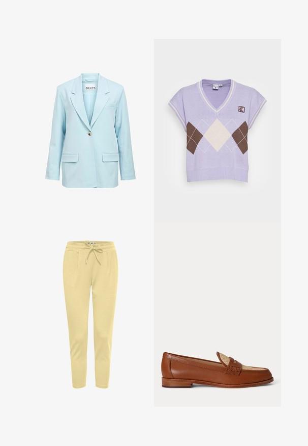 Blazer azul claro con un solo botón, solapas con muesca, dos bolsillos delanteros con solapa y un bolsillo en el pecho, vista frontal.; Suéter de punto color lila de manga corta con escote en V, que presenta patrones de diamantes en marrón y crema, y un pequeño logo en el lado izquierdo del pecho.; Pantalones jogger de color amarillo claro, hechos de una tela suave, que cuentan con una cintura elástica con cordón y bolsillos laterales.; Mocasín de cuero marrón con panel beige tejido en la parte superior, tacón bajo de madera y diseño tradicional de correa de moneda sobre fondo blanco.