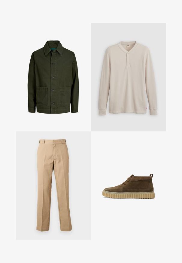 Olivengrøn bomuldsjakke med krave, frontlukning med knapper og to store lommer. Simpelt design med synlige sømdetaljer.; Langærmet henley-skjorte i lys beige ribbet stof, med V-hals, tre-knap placket og manchetter ved ærmerne. Rød logo-tags ved kanten.; Beige bukser med lige ben, bæltestropper, foran lynlås og pressede slidser, vist mod en hvid baggrund.; Brune ruskind ankelstøvler med en rund tå, minimal syning og en tekstureret, kraftig gummisål. Har snørebåndsdesign og hælflig.