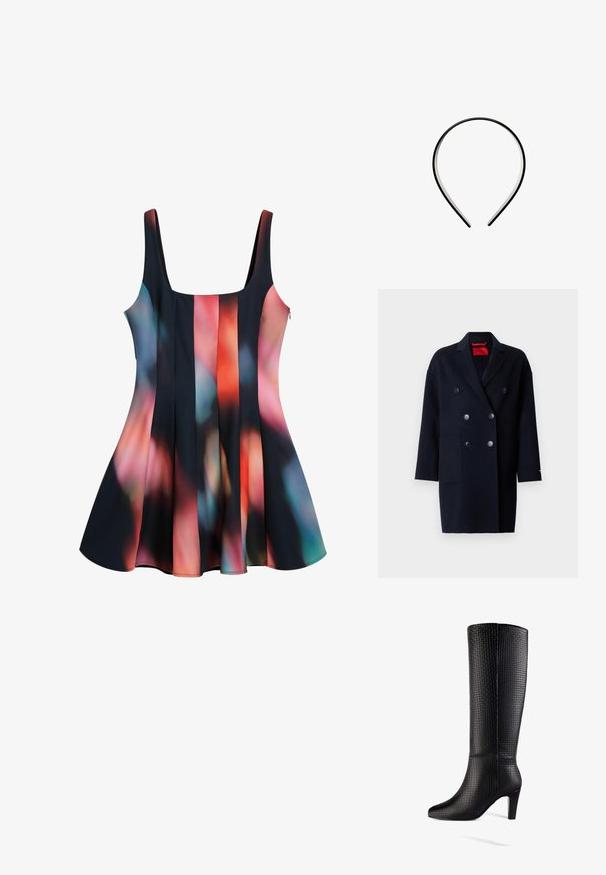 Dobbeltbrystet navyfrakke i uldblanding med store knapper, hakket krave og to forlommer. Glat tekstur og afslappet pasform.; Sort kjole med farverigt abstrakt mønster i nuancer af rød, blå og pink. Udsvinget kant, rund halsudskæring og justerbare stropper.; Sorte knæhøje støvler lavet af tekstureret læder med et rutenetmønster, spids tå og høje stilethæle. Glat finish med en strømlinet silhuet.; Sort plastikhårbøjle med en glat, blank finish, vist på en ensfarvet hvid baggrund. Ingen dekorationer eller udsmykninger.