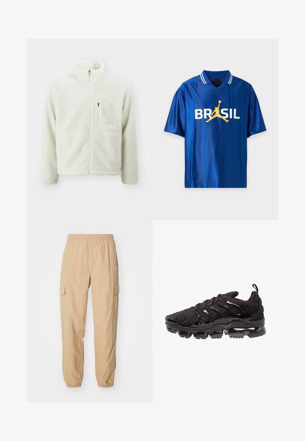 The North Face EXTREME JACKET - Fleecejakke - white dune; Blå sports-T-shirt med korte ærmer, hvide striber på kraven og ordet BRASIL i hvid med en gul silhuet af en basketballspiller i midten.; Beige cargo bukser lavet af letvægtsstof, med elastisk talje, to sidelommer og elastiske manchetter ved anklerne.; Sorte atletiksko med et tekstureret stofoverdel, metalliske detaljer og en markant luftfyldt sål. Har distinkte bølge-lignende designelementer.