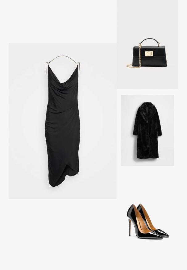 Abrigo de piel sintética negra con un gran cuello, mangas largas y un ajuste relajado, que presenta una superficie suave y texturizada sin cierres visibles.; Et Ochs ILA CHAIN COWL NECK MIDI DRESS - Vestido de cóctel - black; Par de tacones altos de charol negro brillante con punta afilada, tacones de aguja y forro interior color beige sobre fondo blanco.; Bolso de mano de cuero negro con una forma estructurada, que cuenta con un asa superior y una correa de cadena en tono dorado. Herrajes decorativos dorados con detalle de logo.