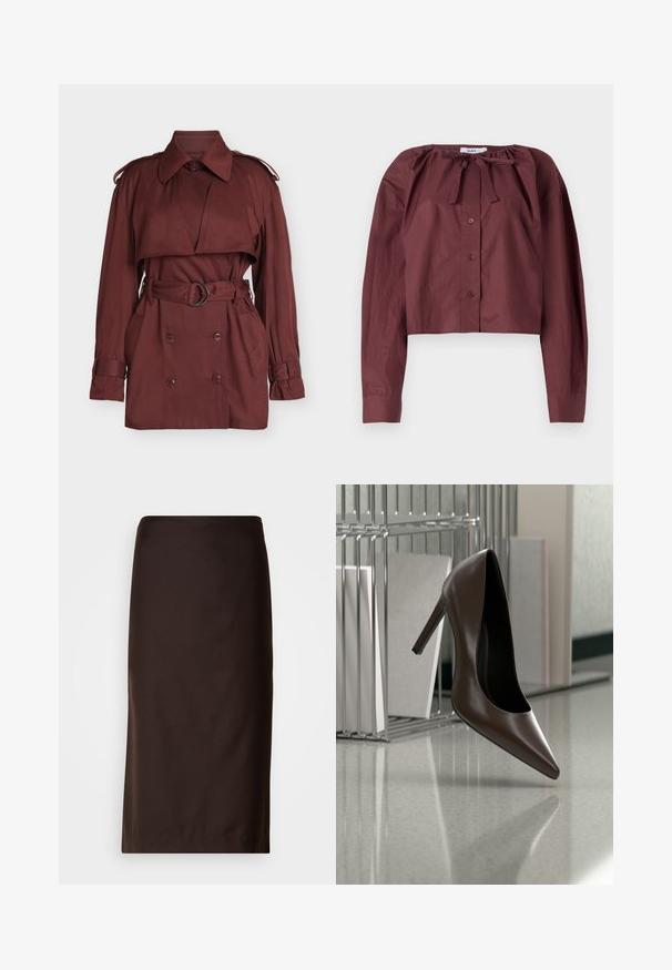Mørkerød trenchcoat med dobbeltradet front, bred krave og bælte i taljen. Har skulderremme og lange ærmer. Glat tekstur.; Bordeaux beskåret bluse i let stof, med en knyttet halsudskæring, lange ærmer og en frontlukning med knapper. Glat tekstur med minimal detaljering.; Brun blyantskørt, knælængde, lavet af glat stof. Har et enkelt design uden synlige mønstre eller pynt.; Mørkebrunt læderhæl med høj hæl, der svæver over en reflekterende gulvplade nær en metalhylde med hvide paneler i et rum.