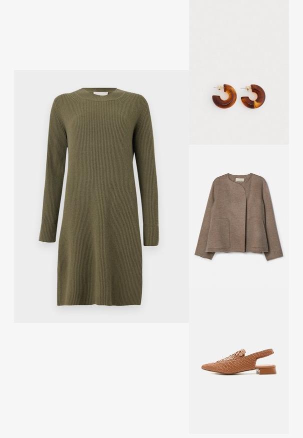 Vanessa Bruno CHANN - Kevyt takki - taupe; CLOSED CREW NECK DRESS LONG SLEEVE - Neulemekko - forest green; Ruskea kudottu nahkainen slingback-kengä, jossa on terävä kärki ja matala, paksu korko.; Kahvipunaiset akryylirenkaat, joissa on kaareva muotoilu. Kultaisiä yksityiskohtia. Tasaista pintaa kiiltävällä viimeistelyllä.