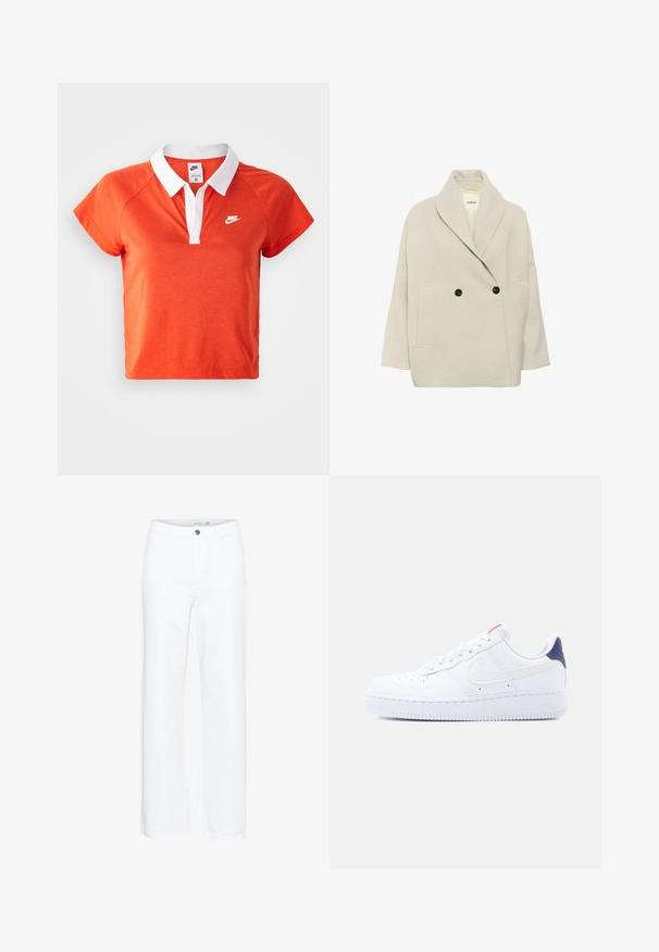 Soaked in Luxury SLClassic - Kurzmantel - ancient scroll; Oranges Polohemd mit weißem Kragen, kurzen Ärmeln und Nike-Logo in Weiß auf der linken Brust. Hergestellt aus einem weichen Baumwollmischmaterial.; Weiße weit geschnittene Jeans aus Denim. Mit Knopfverschluss und traditionellem Fünf-Taschen-Design. Glatte Textur mit sauberem Finish.; Weißer Sneaker mit niedrigem Schaft, Perforationen an der Spitze, weißen Schnürsenkeln, einem weißen Swoosh-Logo und einer dunkelblauen Fersenschlaufe.