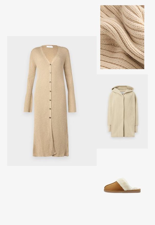 Beige fleecejakke med hætte, der har knapper foran, sidelommer og blødt tekstureret stof for varme.; Beige strikket stof med tekstureret ribstrik, der viser varierende tykkelse og en blød, fnugget overflade. Trådene er tæt vævede.; Beige ribbet cardigan med lange ærmer, knaplukning foran, V-hals og udvidede manchetter. Fremstillet af blødt strikmateriale med en tekstureret finish.; Brune ruskinds tøfler med hvid pelskant, åben tå-design, blød tekstur og flad gummisål. Har kontrastsyning for detalje.