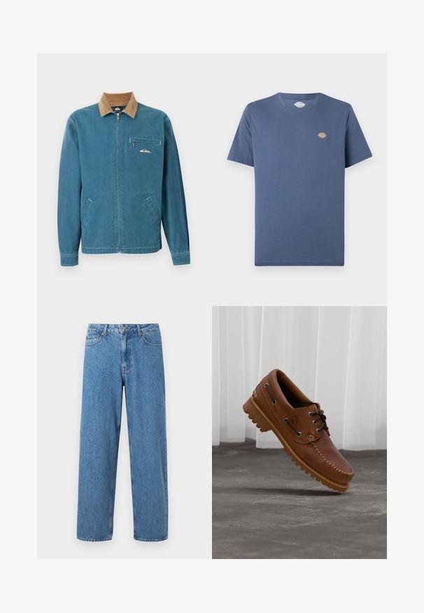 Veste bleue à fermeture éclair avec col en velours côtelé marron, deux poches inférieures et poche poitrine zippée ornée d'un petit logo vague blanc.; T-shirt bleu uni à manches courtes avec col rond, petit logo rond multicolore sur la partie gauche de la poitrine.; Jean en denim bleu clair avec une coupe droite, taille haute et design à cinq poches. Présente une fermeture à bouton et à glissière, avec des coutures visibles.; Chaussure de bateau en cuir marron avec des lacets noirs, des coutures beiges et une semelle robuste, suspendue au-dessus d'un sol en béton gris.