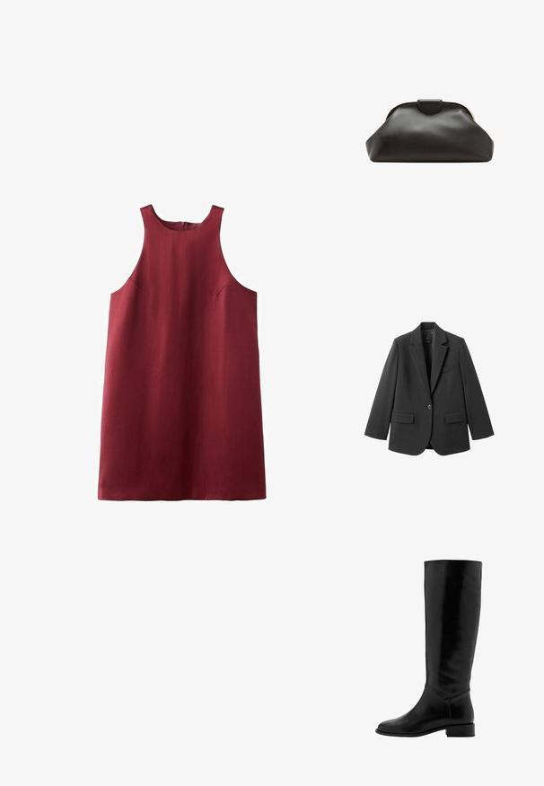 Sort blazer lavet af glat stof med en hakket revers, enkelt knaplukning og to forlommer. Enkel, skræddersyet design.; Bourgogne ærmeløs kjole med høj hals, sidelommer og en glat tekstur. Stoffet synes let og veltrimmet.; Sorte læderknæhøje støvler med en glat overflade, rund tå, let hæl og minimalistisk design. Har en tætsiddende skaft og stitched detaljer.; Blød sort læder clutch taske med en rundet ramme og en lille lukning i toppen midt på.