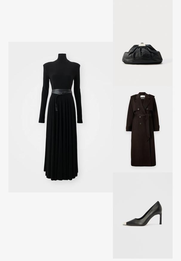 Lang bruin trenchcoat gemaakt van een wolmix, voorzien van dubbele knopen, zijzakken en een riem op de taille. Inclusief schouderepauletten.; Norma Kamali SHOULDER PAD TURTLE FLARED DRESS TO MIDCALF - Jerseyjurk - black; Zwarte leren hoge hak met een spits toelopende neus en een metalen zilverkleurige kap. Heeft een gladde afwerking en een slanke hak van 10 cm.; Zwarte leren clutch met een geplooide textuur, metalen sluiting en een subtiel geperst logo aan de voorkant. Afgeronde vorm.