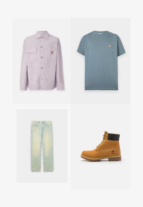 Lyslilla arbejdsjakke lavet af holdbart stof, med kraveskærm, to forlommer, trykknapper og et logo-patch på venstre lomme.; Blå Carhartt T-shirt med korte ærmer og lille gul logo på venstre bryst, lagt fladt på hvid baggrund.; Lyseblå denimjeans med løs pasform, fem lommer, lynlås og en slidt finish langs lår og knæ.; Brune læder ankelstøvle med metaløjer, hvid pelsforing, sort polstret krave, robust sål og præget logo på siden.