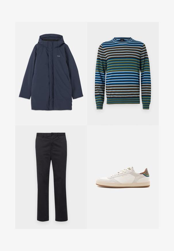 Marineblauwe waterdichte parka-jack met capuchon, voorzien van een voorrits, twee zijzakken en een minimalistisch merklogo op de borst.; Gestreepte trui met horizontale lijnen in blauw, groen, bruin en grijs; gemaakt van zacht materiaal met een ronde hals en geribbelde manchetten.; Zwarte katoenen broek met een recht pijpdesign, voorzien van een knoopsluiting en riemlussen. Soepele textuur, geen zichtbare patronen of accenten.; Witte lage sneaker met beige zool, veters aan de voorkant, groene en blauwe detail op de hiel en subtiel gouden "Paul Smith" logo aan de zijkant.