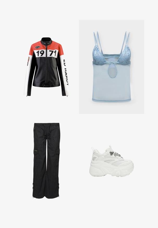 Læderjakke med en rød, hvid og sort farveskema; har fede sorte numre "1971" og teksten "ED HARDY" på ærmerne.; Lyseblå blonde bralette med dobbelte tynde skulderstropper og mesh-stof under brystet, med en lille oval udskæring i midten.; Sorte cargo bukser lavet af letvægtsstof. Har elastisk talje, flere lommer og lynlåse i kanten. Tekstur overflade.; Hvid chunky platformsneaker med meshpaneler, tyk tekstureret sål, trækkedunke og sorte metalbånd og kæde snørebåndsdekorationer.