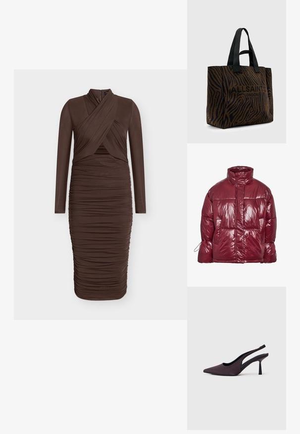 Skinnende mørkerød dunjakke med høj krave, forlommer, lange ærmer og et let oversized, quiltet design.; Brun kjole med lange ærmer, crossover-design foran, rynket tekstur og tætsiddende silhuet. Har lynlåslukning bagpå.; Slingback sko med hæl i mørk lilla stof. Spids tå-design, åbne sider og en slank, firkantet hæl. Glat tekstur.; Brun og sort zebra-stribet mulepose med sorte håndtag, med teksten "ALLSAINTS LONDON" på forsiden.