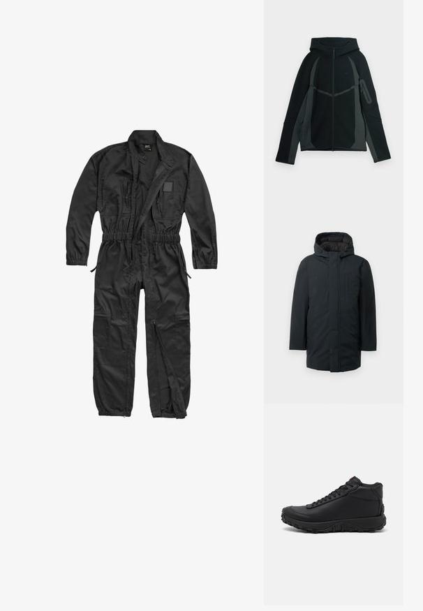 Sort isoleret parka med hætte, med lynlås foran, sidelommer og en glat udvendig overflade. Minimalistisk design.; Brandit BRANDIT HERREN EINSATZKOMBI - Buksedragter - black; Sort og mørkegrå hættetrøje med lynlås foran, stor hætte og sidelomme med lynlås. Har et struktureret design og kontrasterende paneler.; Sorte høje sneakers lavet af struktureret læder, med en tyk gummisål med trækmønstre og snørefunktion. Rød detalje på tungen.