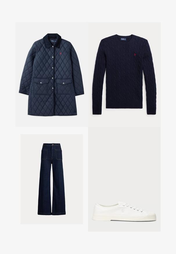 Marineblauwe gewatteerde jas met ruitpatroon, corduroy kraag, drukknoopsluiting, twee voorzakken en een klein rood logo op de linkerkant van de borst.; Marineblauwe kabelgebreide trui met lange mouwen, ronde hals, geribde boorden en zoom, en een klein rood geborduurd logo op de borst.; Donkerblauwe wijde denim broek met voorzakken, riemlussen en knoopsluiting op een egale lichte achtergrond.; Witte canvas sneaker met een ronde neus, vetersluiting en subtiele logo-detail. Voorzien van een gemêleerde stof en rubberen zool.