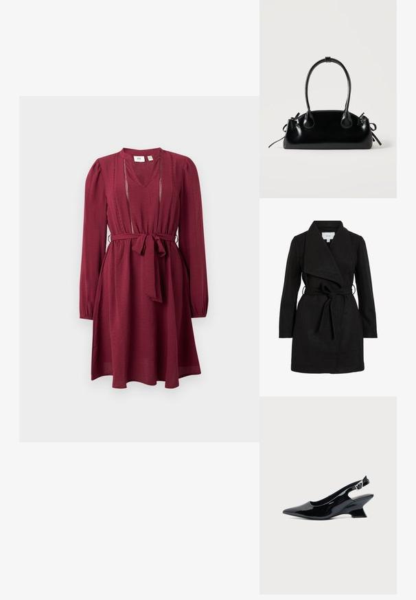 Zwarte trenchcoat met een wikkelontwerp, oversized kraag, ceintuurtje in de taille en twee zijzakken. Gemaakt van textiel met structuur voor warmte en stijl.; Bordeaux jurk met lange mouwen, V-hals, cinched taille en strikriem; heeft fijne stiksels rond de halslijn. Zachte stoftextuur.; Zwarte lakleren slingback schoen met spitse neus en lage schuine blokhak op een effen lichte achtergrond.; Kleine zwarte glanzende handtas met twee lange hengsels en zijkant trekkoord details op een effen lichte achtergrond.