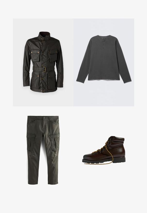 Donkergroene gewaxte katoenen jas met een hoge kraag, vier voorkruiszakken, een ceintuur in de taille en accenten in goudkleurige hardware.; Donkergrijs henley-shirt met lange mouwen, een ronde halslijn en drie knopen op de voorklep.; Olivengroene cargobroek van duurzaam materiaal, met meerdere zijzakken, een ritszak en een rechte pijp.; Bruine leren wandelschoen met een ronde neus, gestructureerd oppervlak, gele veters en metalen oogjes. Heeft een robuuste zwarte rubberen zool.